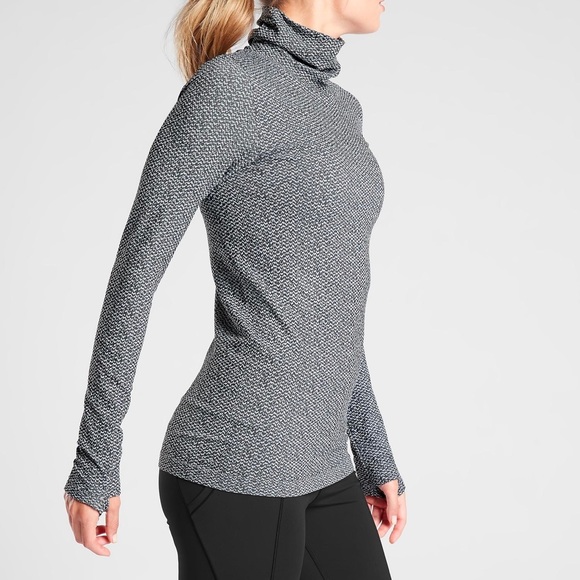 ATHLETA Flurry Peak Long Sleeve Top Turtleneck Base Layer S - Picture 9 of 11